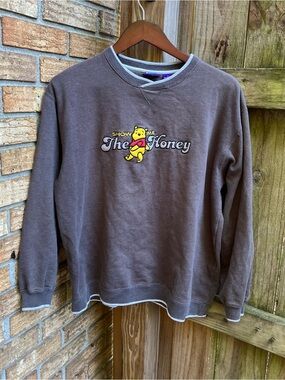 Vintage Gray “Show Me The Honey” Winnie-the-Pooh Crewneck Sweatshirt